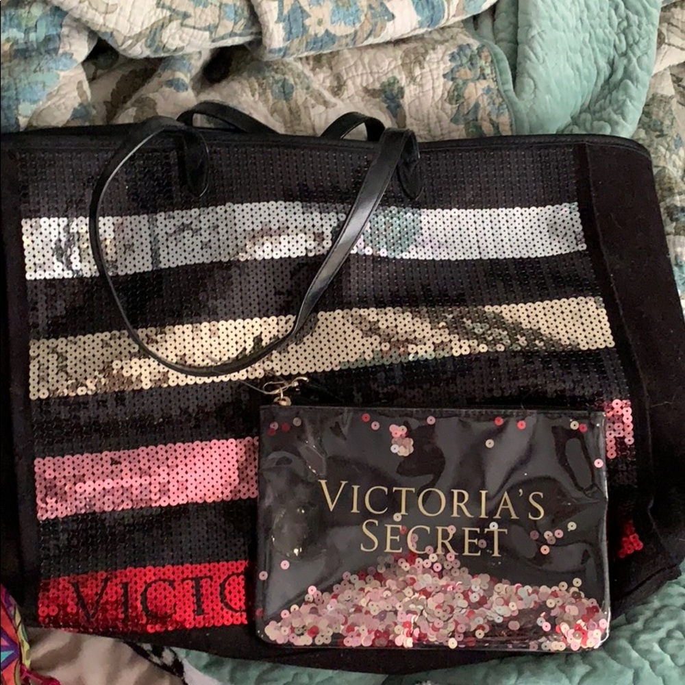 Victoria’s Secret tote bag and wallet/ makeup bag